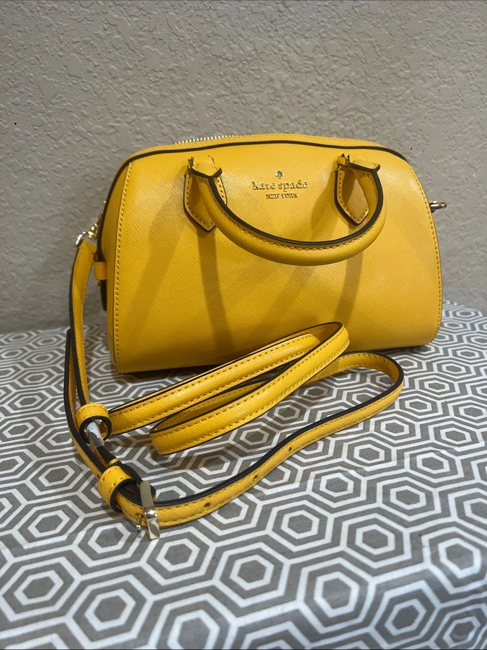kate spade daffodil MADISON Saffiano Duffle cb Satchel KF493